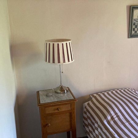 Bed and Breakfast Le Bois Du Four Arfeuilles Екстер'єр фото