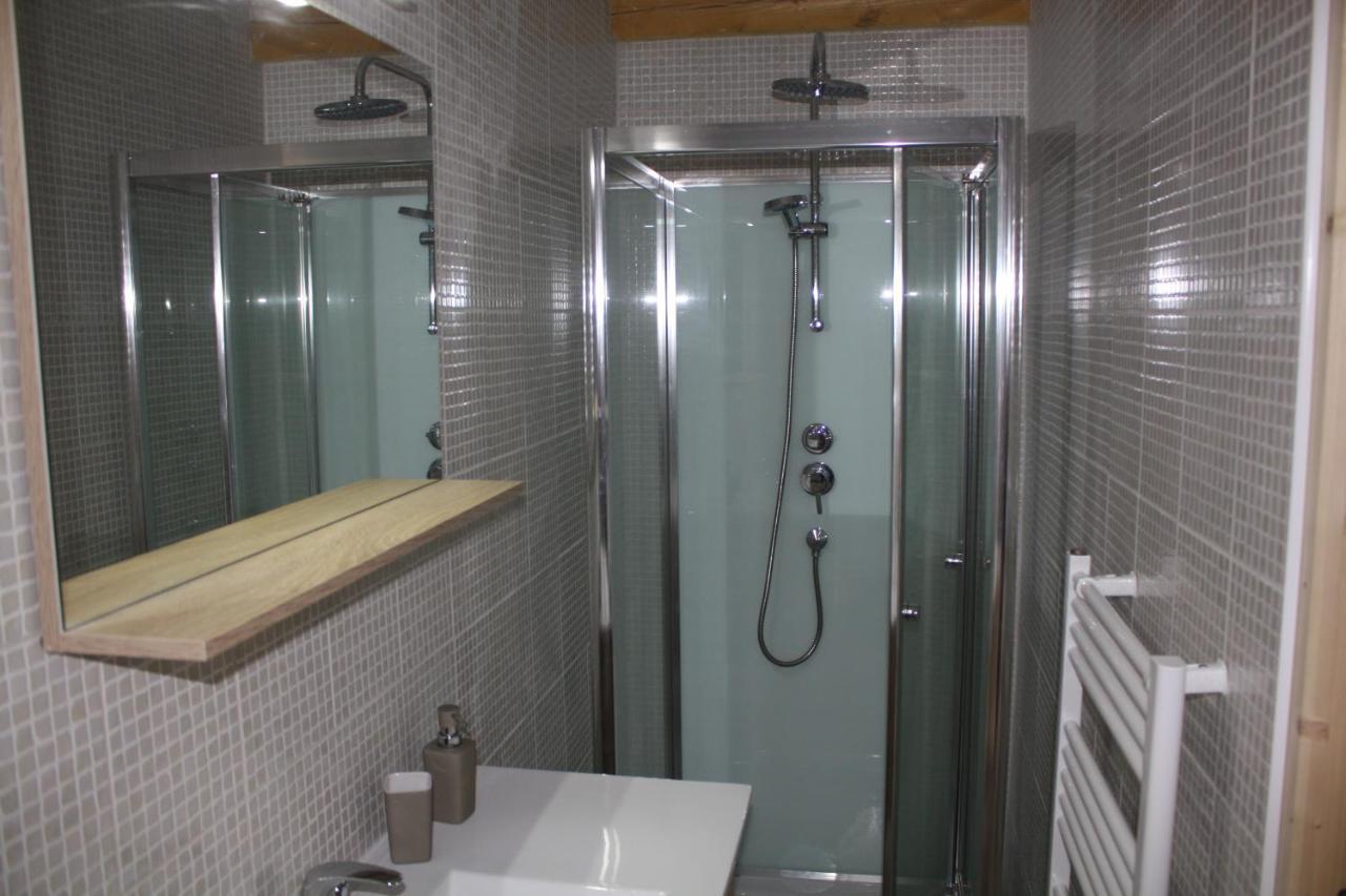 Bed and Breakfast Le Bois Du Four Arfeuilles Екстер'єр фото