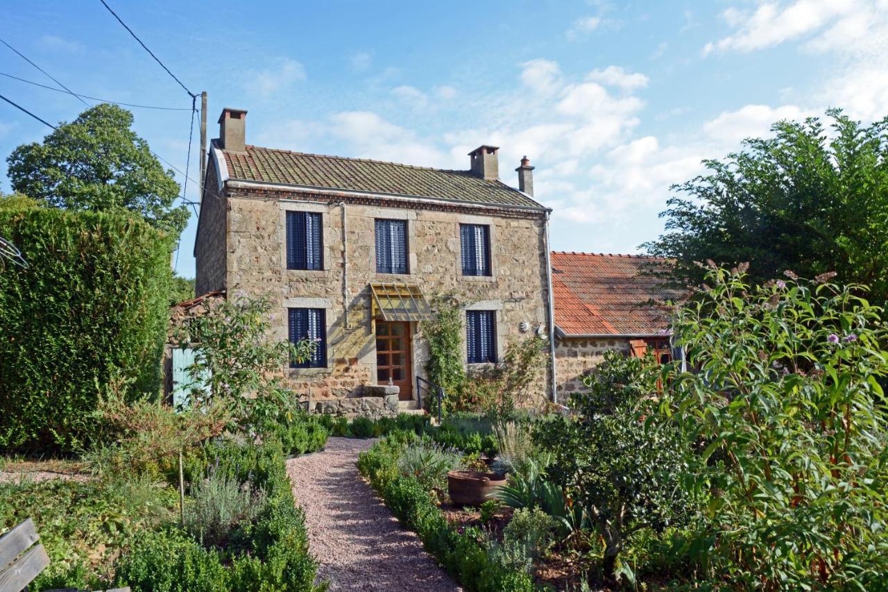 Bed and Breakfast Le Bois Du Four Arfeuilles Екстер'єр фото