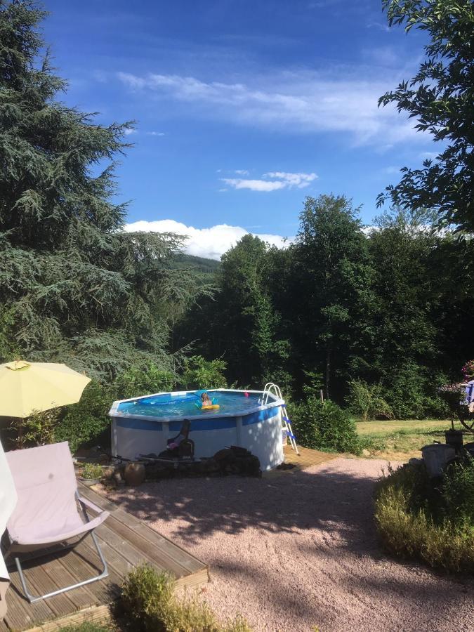 Bed and Breakfast Le Bois Du Four Arfeuilles Екстер'єр фото