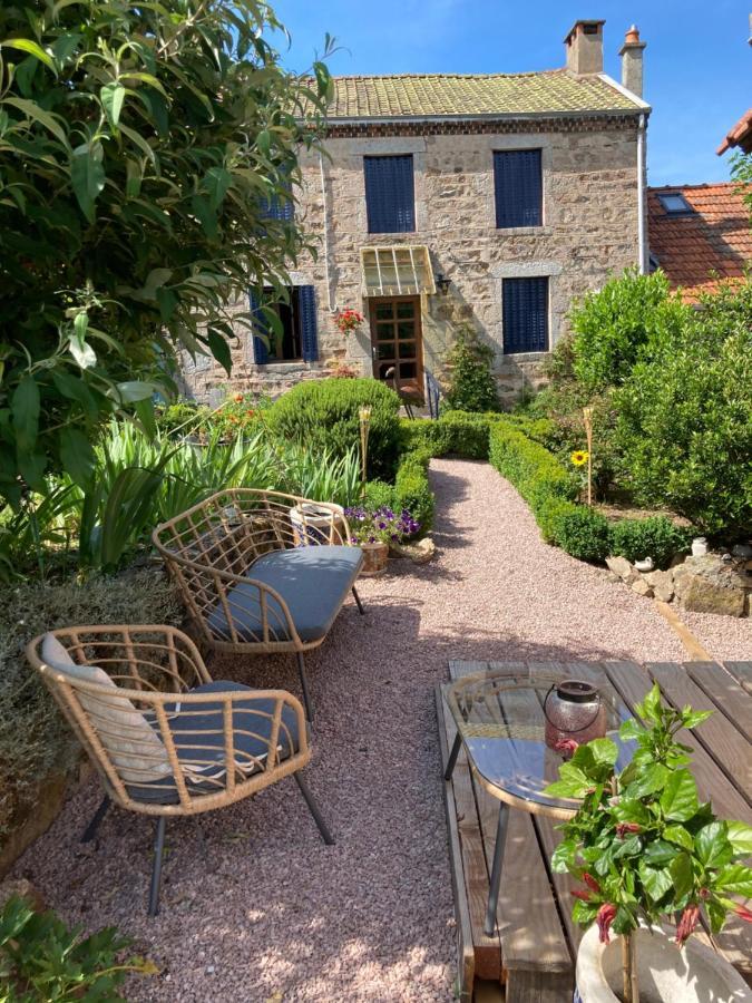 Bed and Breakfast Le Bois Du Four Arfeuilles Екстер'єр фото
