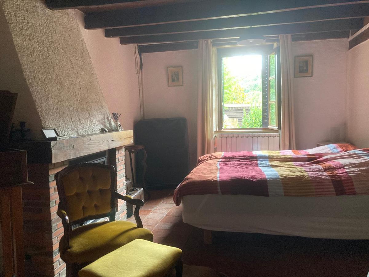 Bed and Breakfast Le Bois Du Four Arfeuilles Екстер'єр фото