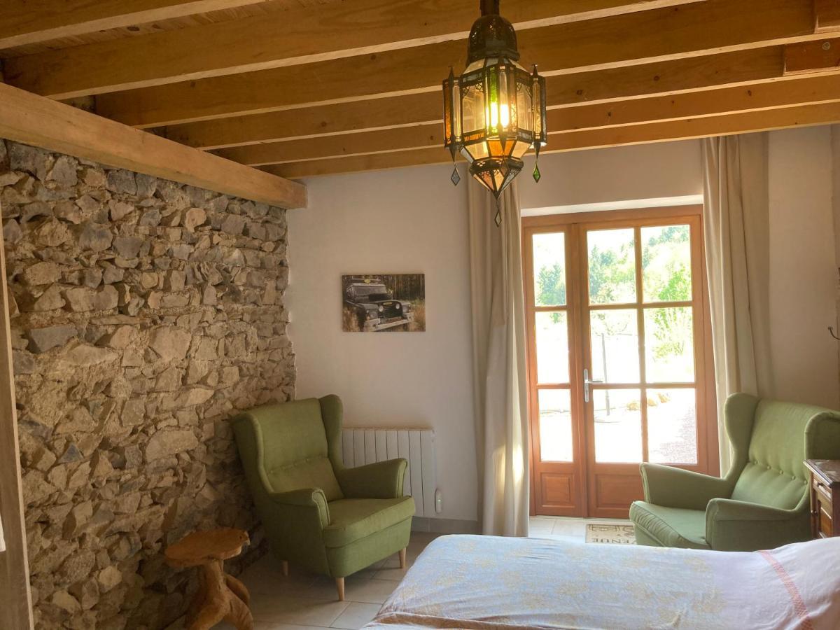 Bed and Breakfast Le Bois Du Four Arfeuilles Екстер'єр фото